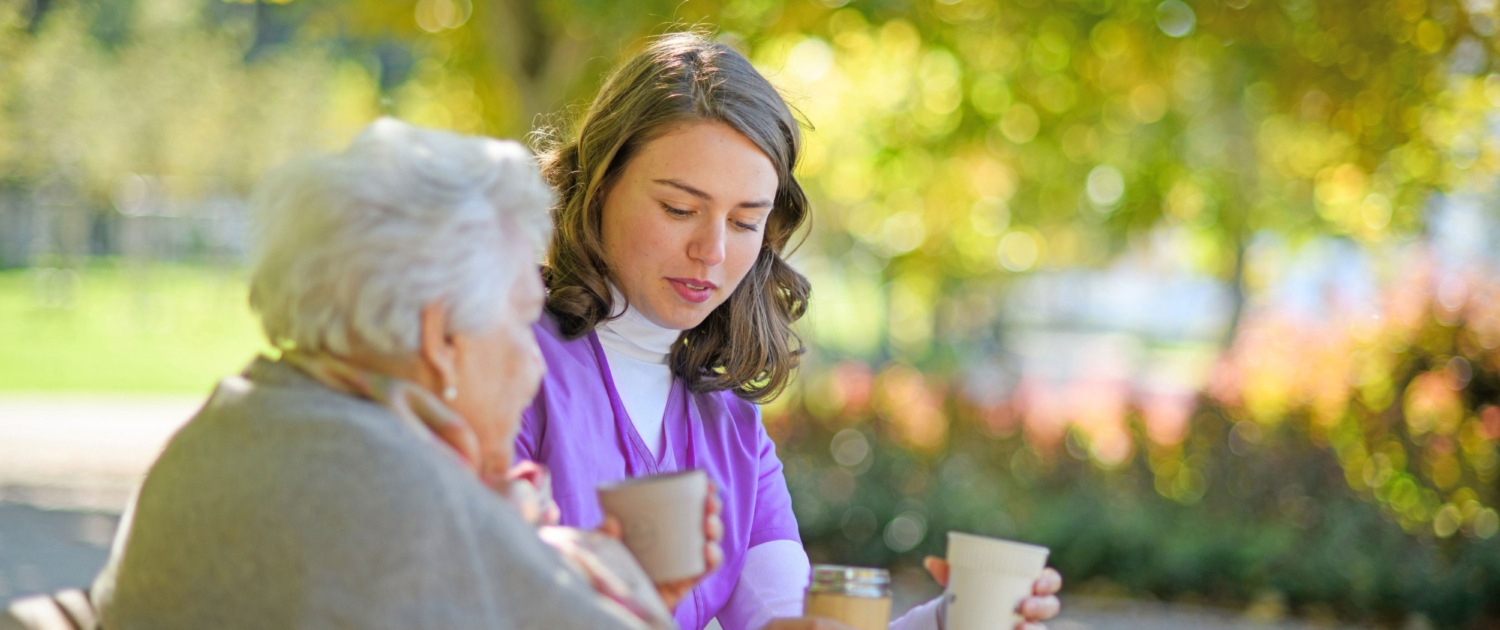 Seniorenbetreuung-Einkauf-Außerhaus